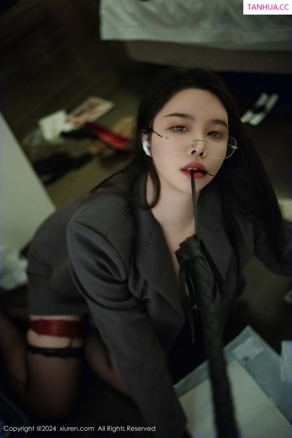   [XiuRen]高清写真图 2024.10.15 No.9287 樱桃小犊子 黑丝美臀第11张图片